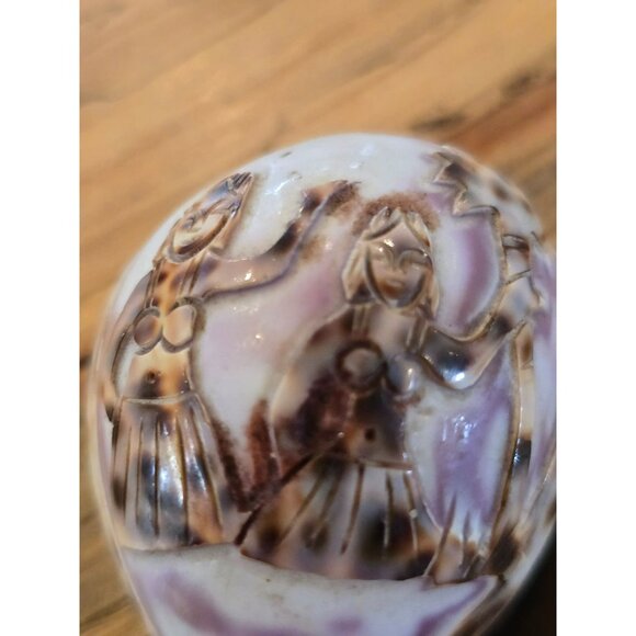 VTG Hand Carved Shell Hula Dancers Palm Tree Made in Taiwan Republic of China - Picture 6 of 9